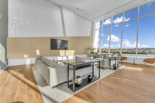 New Westminster, BC V3M 0P2,680 Quayside DR #4101