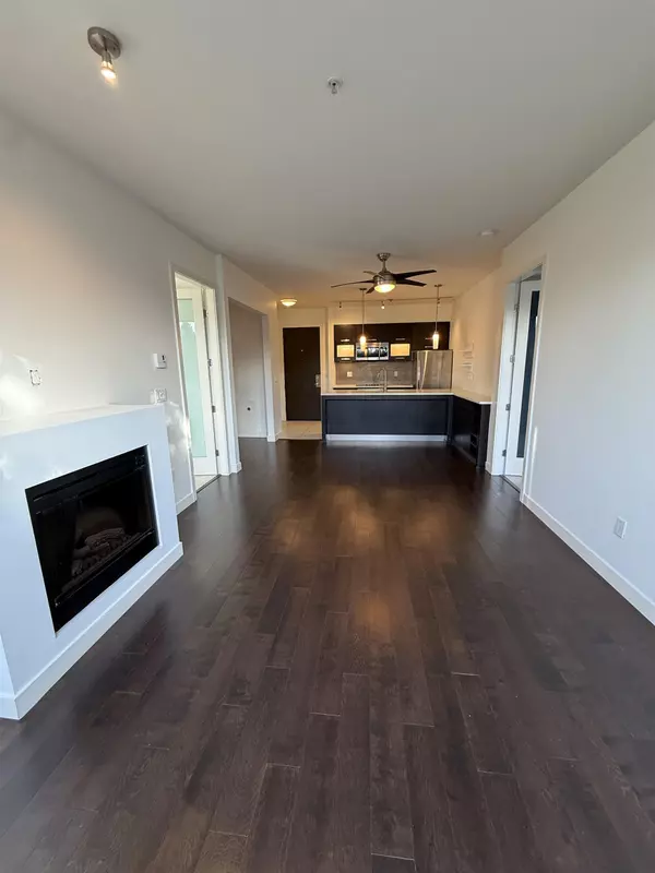 Vancouver, BC V5V 3M8,3333 Main ST #223