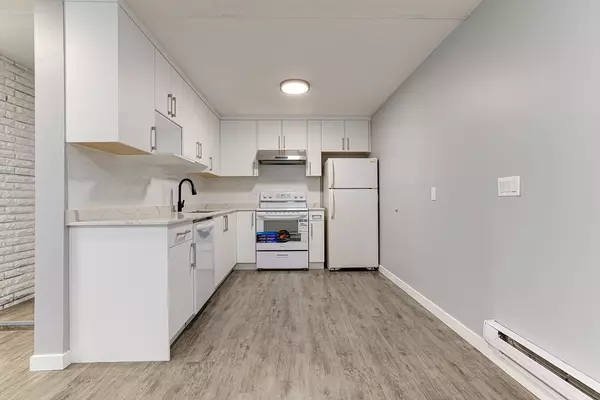 Burnaby, BC V5A 2P9,809 Duthie AVE