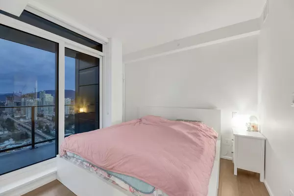 3809 Evergreen PL #4010 Burnaby, BC V3J 0M1