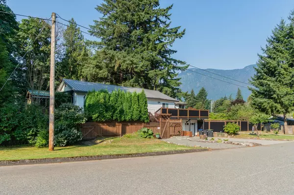 Hope, BC V0X 1L4,695 Hudson Bay ST