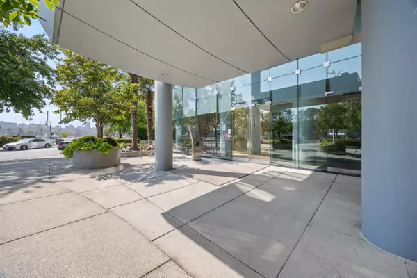 Vancouver, BC V6Z 3A3,1033 Marinaside CRES #1901