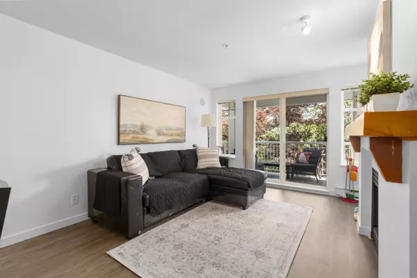 Coquitlam, BC V3E 3L9,1432 Parkway BLVD #212