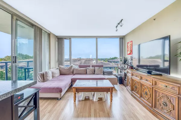 Richmond, BC V6X 4K4,5068 Kwantlen ST #803