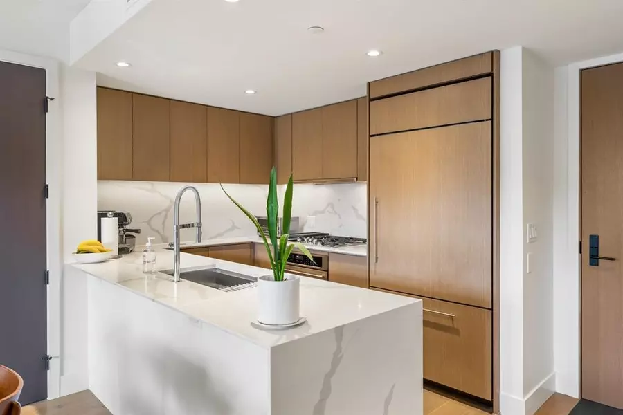 5089 Quebec ST #201, Vancouver, BC V5W 0E5