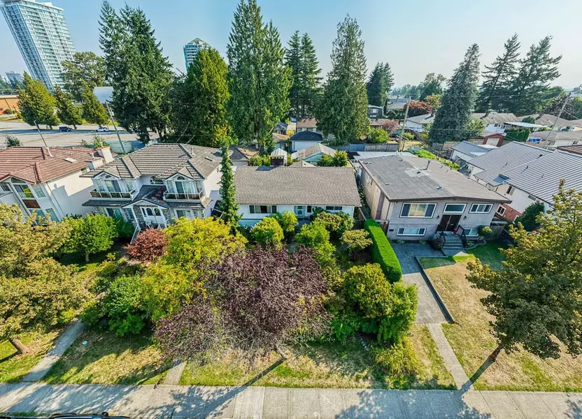 6544 Elwell ST, Burnaby, BC V5E 1J8