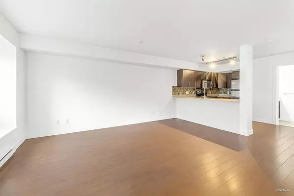 Burnaby, BC V3N 0C2,7428 14th AVE #53
