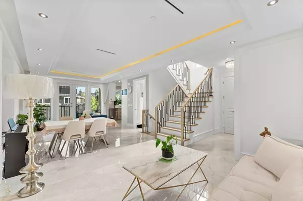 Vancouver, BC V6L 1A2,2848 W 17th AVE