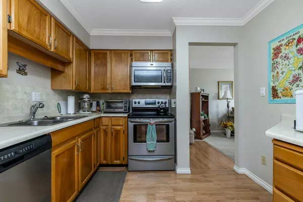 Abbotsford, BC V2T 4N1,31955 Old Yale RD #315