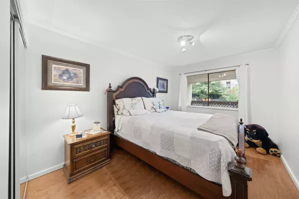 New Westminster, BC V3M 3L3,436 Seventh ST #213