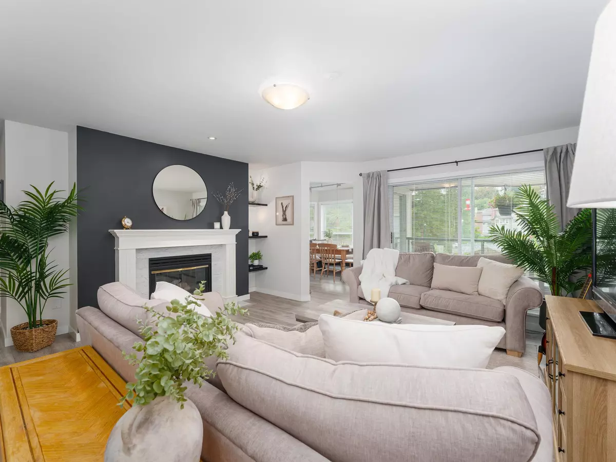 North Vancouver, BC V7H 2Y7,3690 Banff CT #212