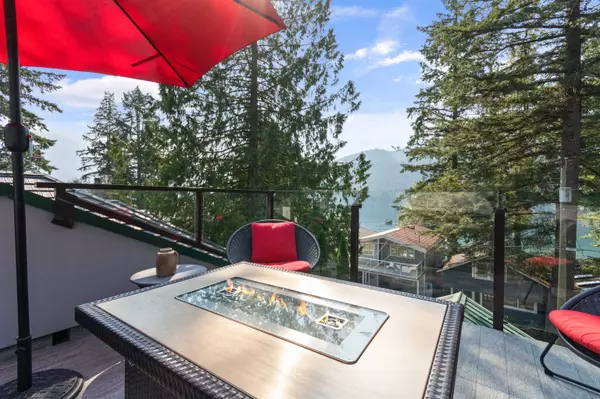 262 First AVE Cultus Lake, BC V2R 4Z4