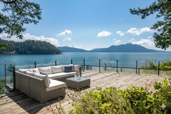 Gambier Island, BC V0N 1V0,1010 Taki-Te-Si RD