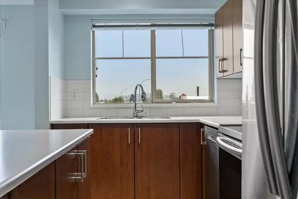 Chilliwack, BC V2P 0A8,45561 Yale RD #302