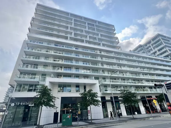 Richmond, BC V6Y 0L6,6328 No. 3 RD #1004