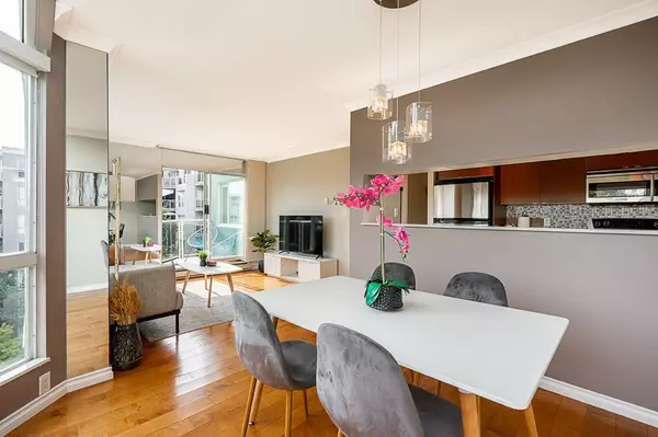 1510 W 1st AVE #601 Vancouver, BC V6J 4S3