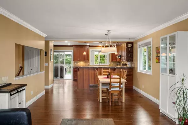 Surrey, BC V4A 6W3,16199 13 AVE