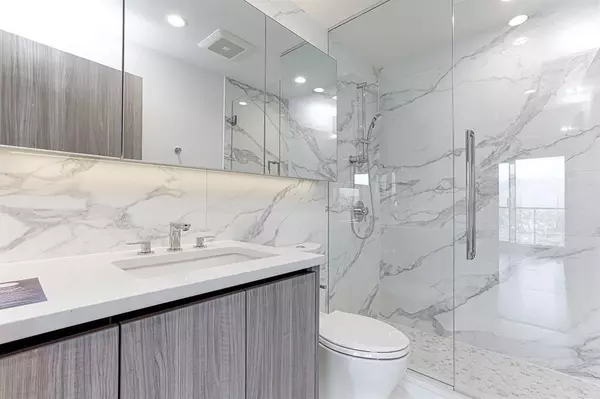 4880 Lougheed HWY #3403 Burnaby, BC V5C 0N1