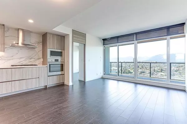 Burnaby, BC V5C 0N1,4880 Lougheed HWY #3403
