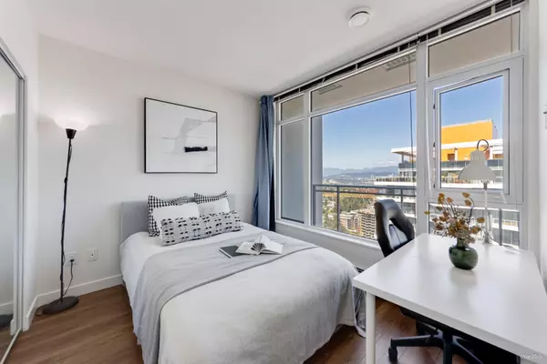 Surrey, BC V3T 0M4,13308 Central AVE #2502