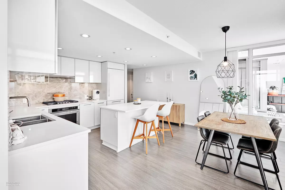 Burnaby, BC V5H 0J3,6700 Dunblane AVE #3101