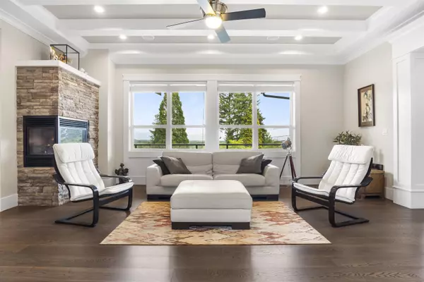 Coquitlam, BC V3C 2H1,966 Ranch Park WAY