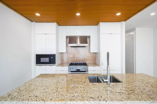 Vancouver, BC V7W 2B2,6687 Nelson AVE #406