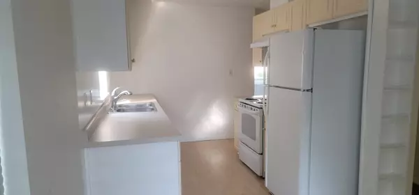 Surrey, BC V3S 2A5,15020 66a AVE #43