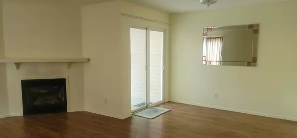 Surrey, BC V3S 2A5,15020 66a AVE #43