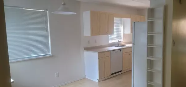 Surrey, BC V3S 2A5,15020 66a AVE #43