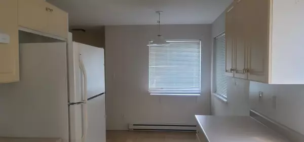 Surrey, BC V3S 2A5,15020 66a AVE #43