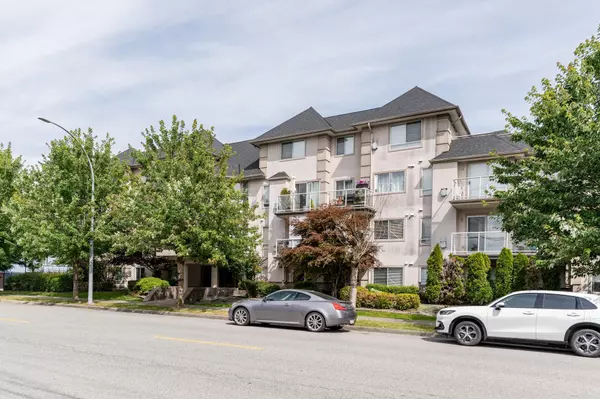 Port Coquitlam, BC V3B 4J1,3128 Flint ST #301