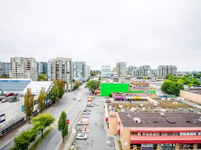 5933 Cooney RD #1002, Richmond, BC V6X 4H3