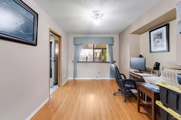 Delta, BC V4C 7Y7,11925 Sterling CT