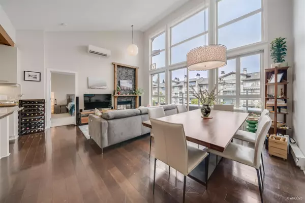 530 Raven Woods DR #506, North Vancouver, BC V7G 2T5