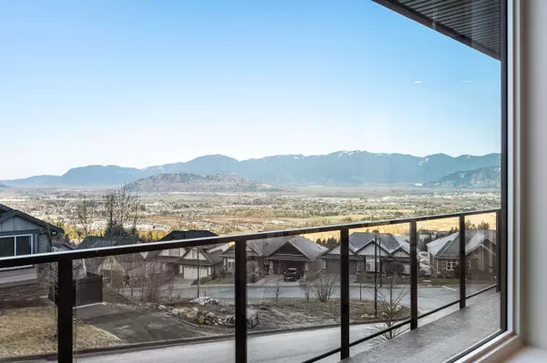 5504 Maclachlan PL Chilliwack, BC V2R 0P3