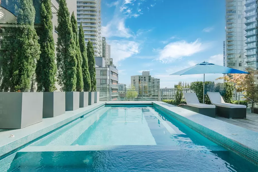 1372 Seymour ST #811, Vancouver, BC V6B 0L1