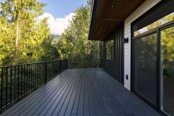 Sechelt, BC V7Z 0C7,5790 Tillicum Bay RD