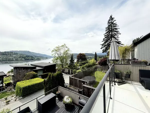 Port Moody, BC V3H 3R2,18 Axford Bay