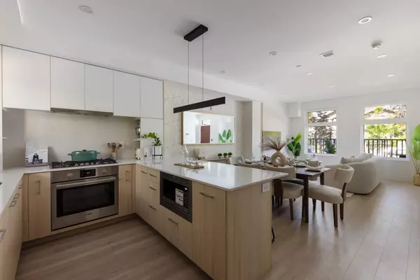 342 Mountain HWY #311, North Vancouver, BC V7J 2K8