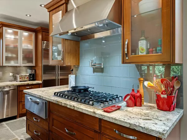 Whistler, BC V8E 0N2,2341 Gondola WAY