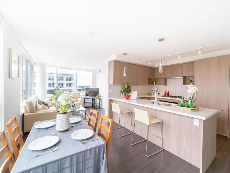 8833 Hazelbridge WAY #1806, Richmond, BC V6X 0N3