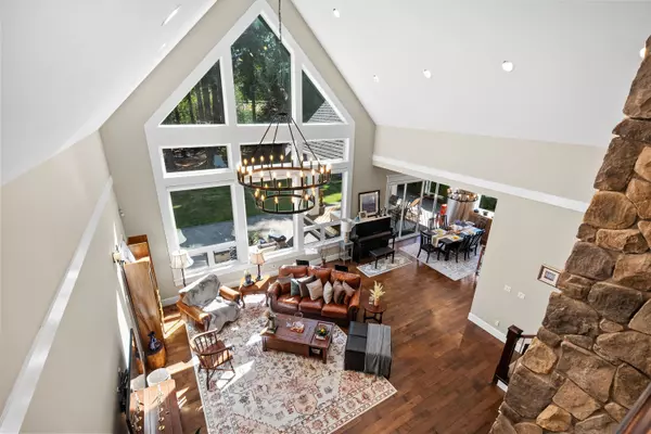 Surrey, BC V4P 2G9,2732 Northcrest DR