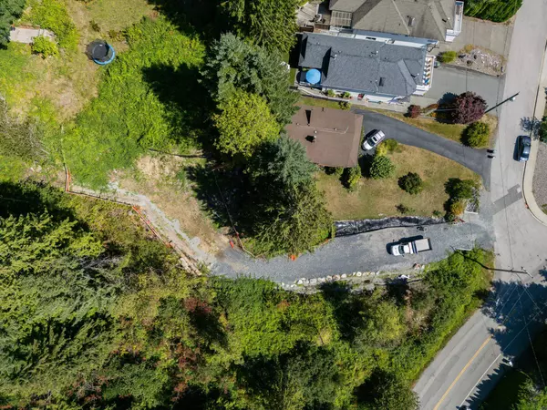 Port Moody, BC V3H 4B7,615 Ioco RD