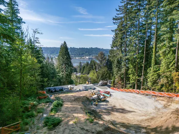 Port Moody, BC V3H 4B7,626 Foresthill PL