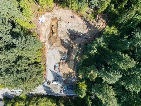 Port Moody, BC V3H 4B7,626 Foresthill PL
