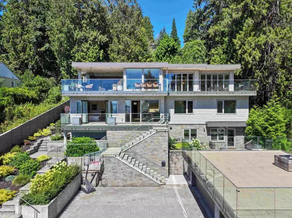 West Vancouver, BC V7W 1J8,4701 Piccadilly South RD