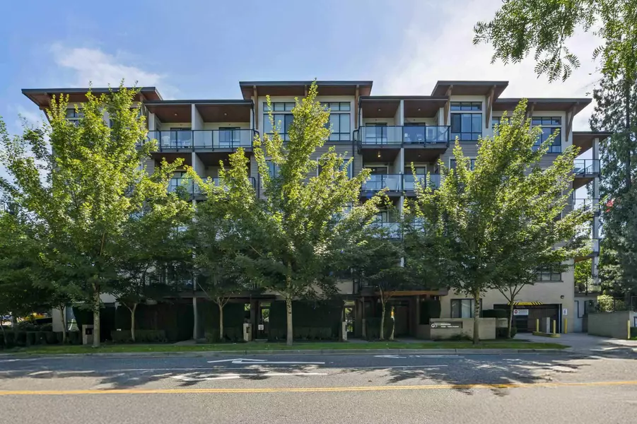 15388 105 AVE #309, Surrey, BC V3R 0C4