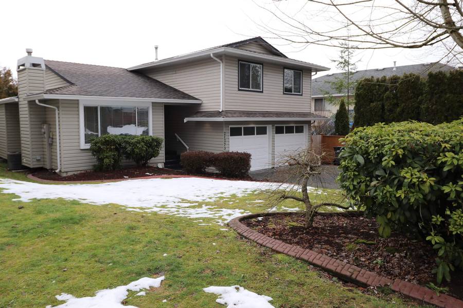 21273 89 AVE, Langley, BC V1M 2E2