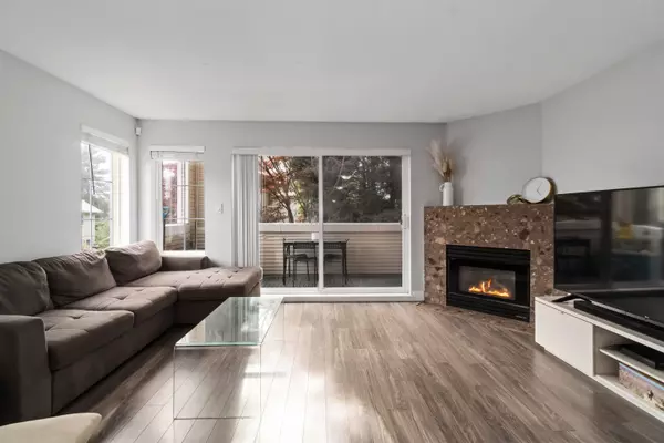 Coquitlam, BC V3K 6Y4,270 Casey ST #24